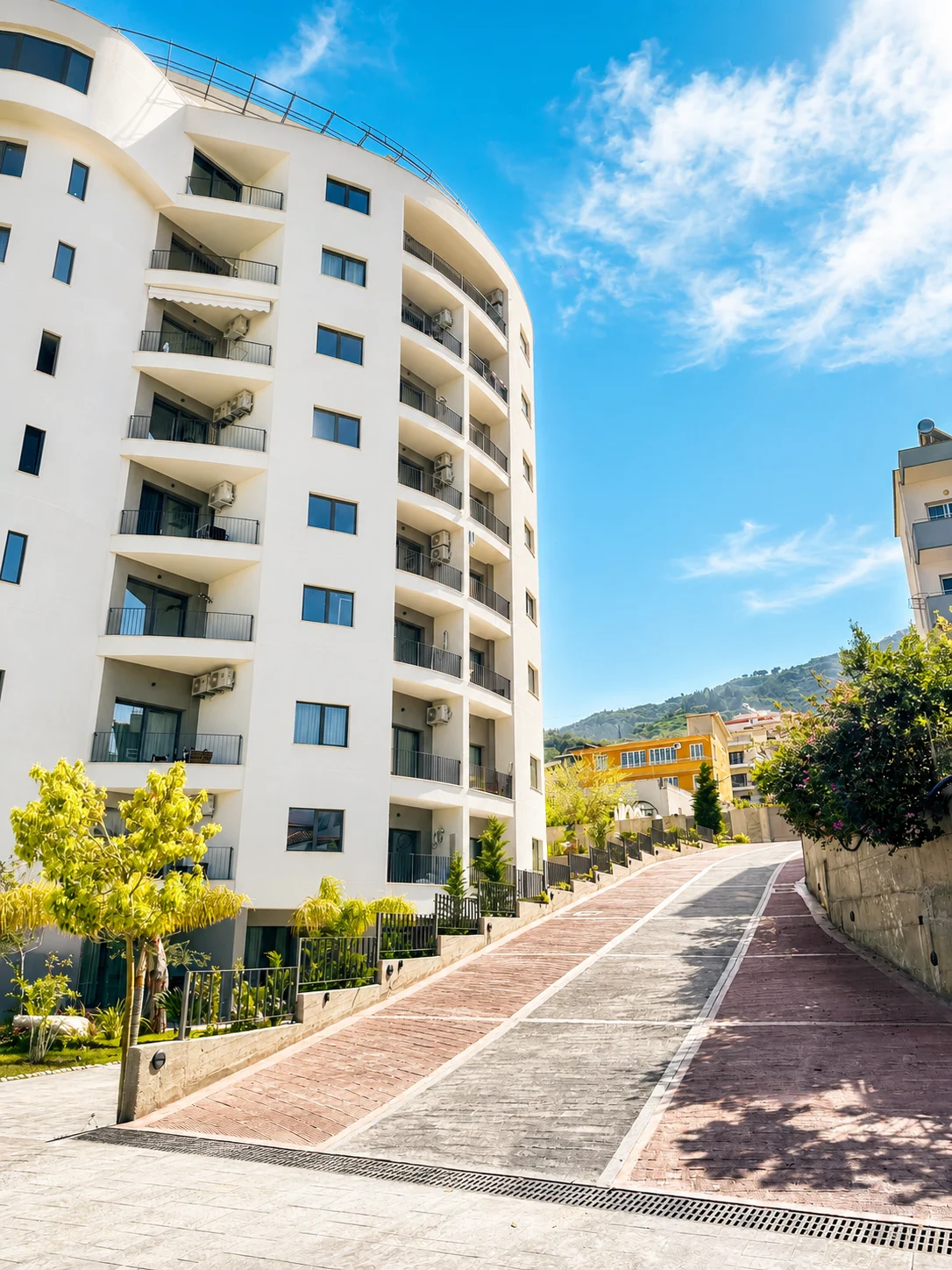 2-Bedroom Apartment with Sea Views, Lungomare Vlora