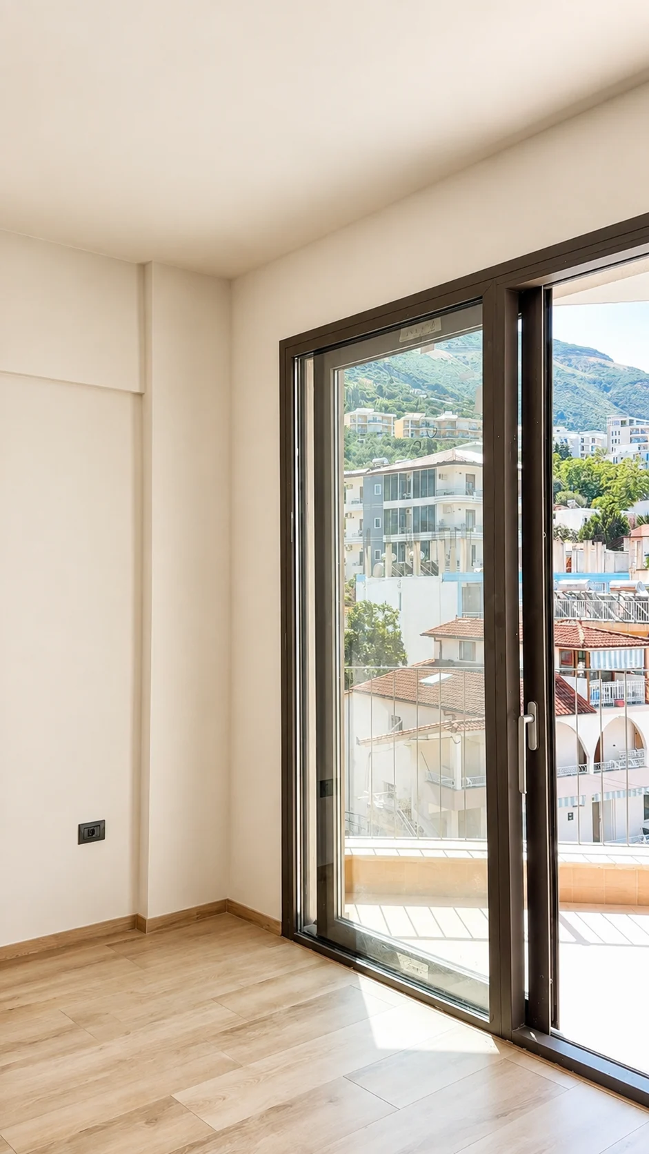 2-Bedroom Apartment on Lungomare, Vlora – Emera Residence